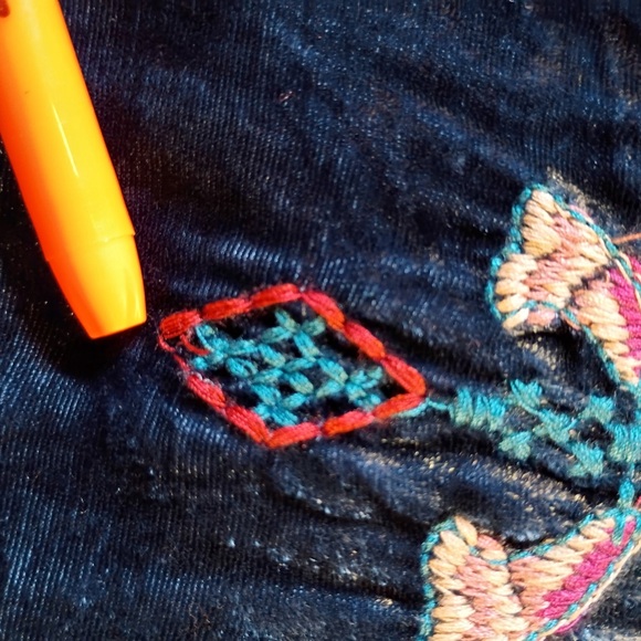 Johnny Was Velvet Embroidered Boho Tunic Top Blue Silk Blend Size L - Picture 6 of 15